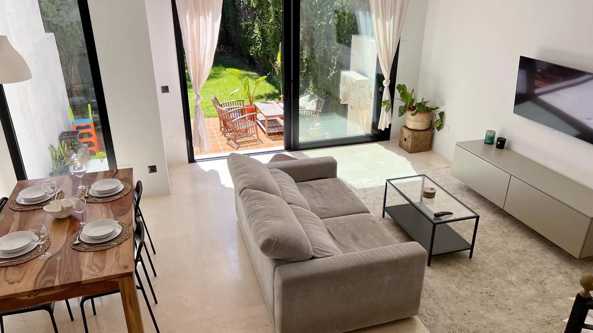 Seaside Retreat In Benalmadena Villa Holiday home